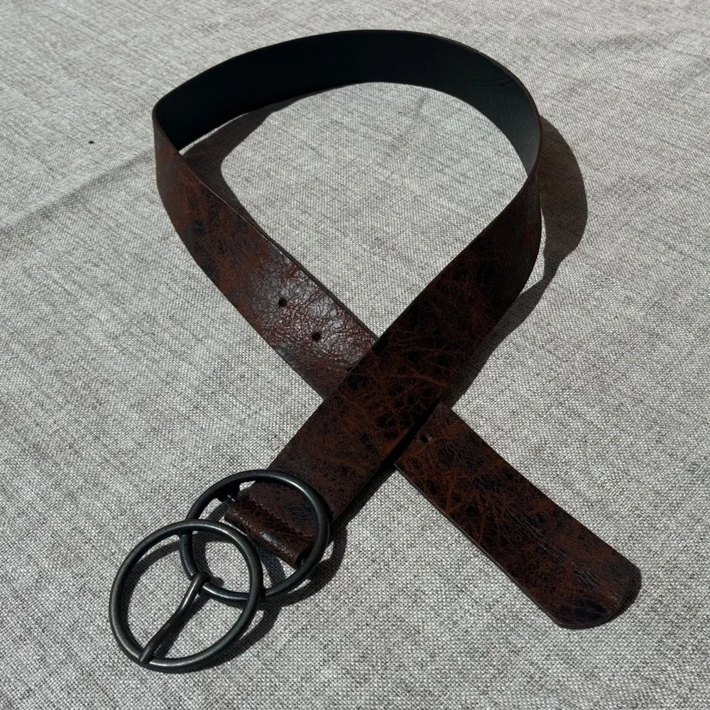 Vintage Double O-Ring Brown Leather Belt Matte Black Interlocking Circle Buckle